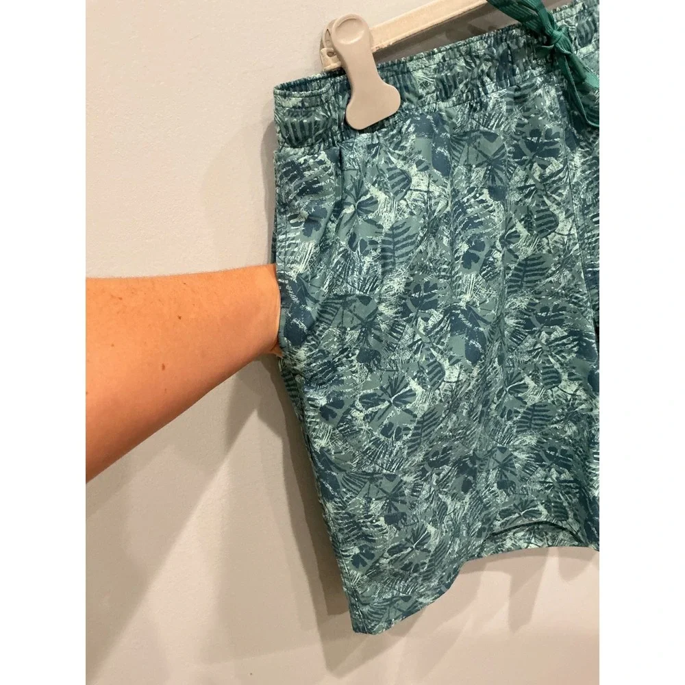 L.L. Bean elastic 56